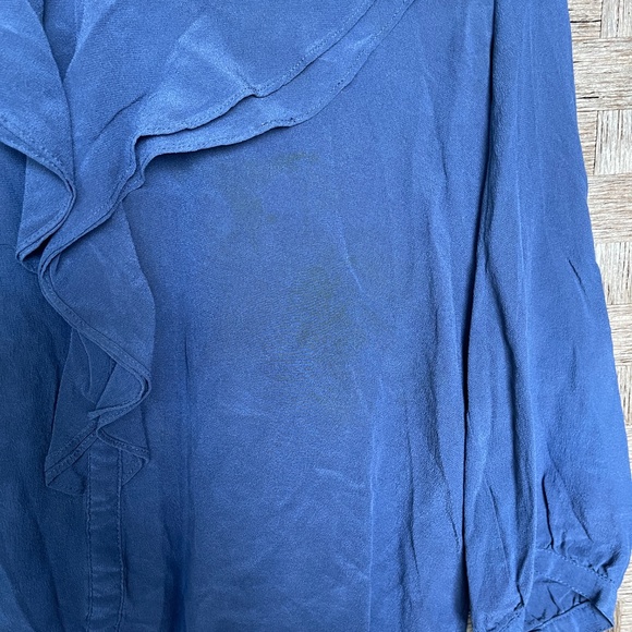 Saks Fifth Avenue 100% Silk Ruffle Blouse – Size 6 – Matte Silk – Navy - Picture 3 of 6